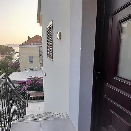 Figos Apartman *