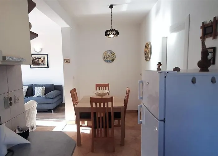 Figos Apartment *