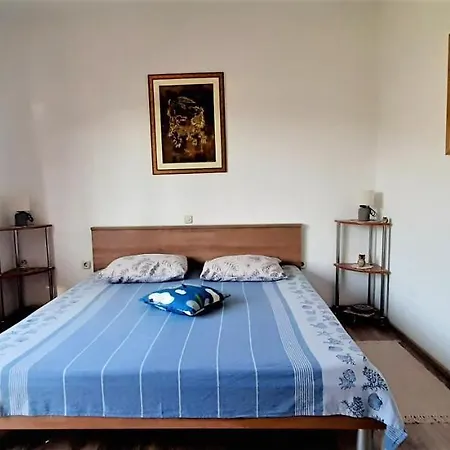 Figos Apartmán *